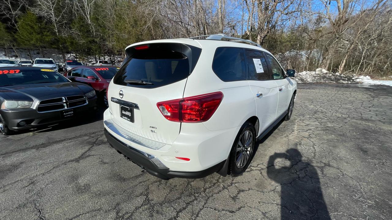 Nissan Pathfinder SL 4WD 2017