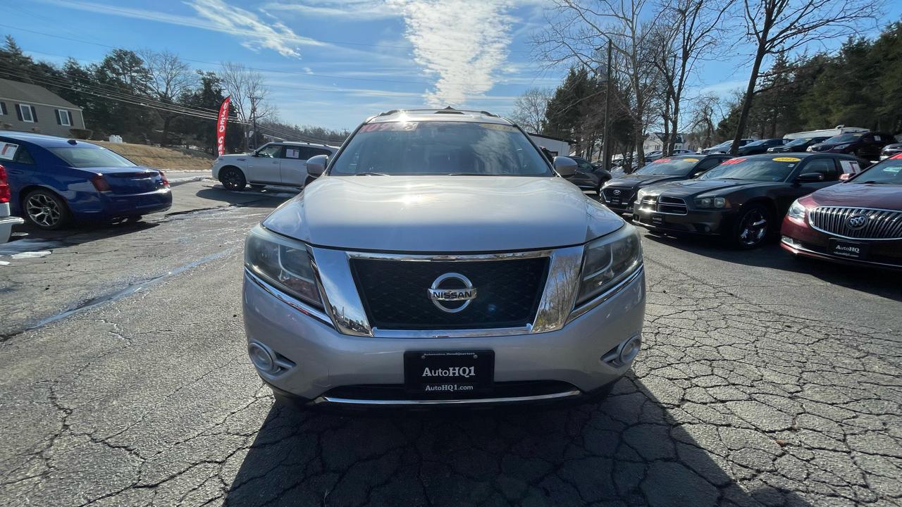 Nissan Pathfinder SV 2WD 2014