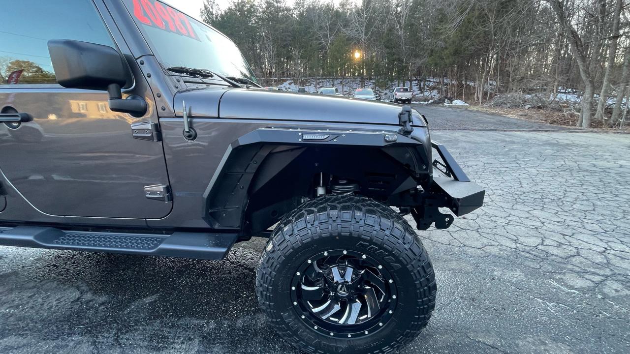 Jeep Wrangler Unlimited Sahara 4WD 2016