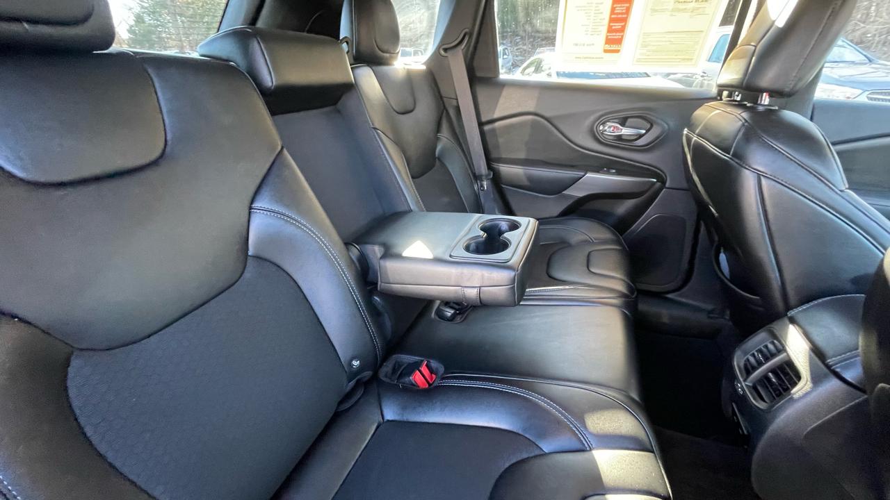 Jeep Cherokee Latitude Plus FWD 2019