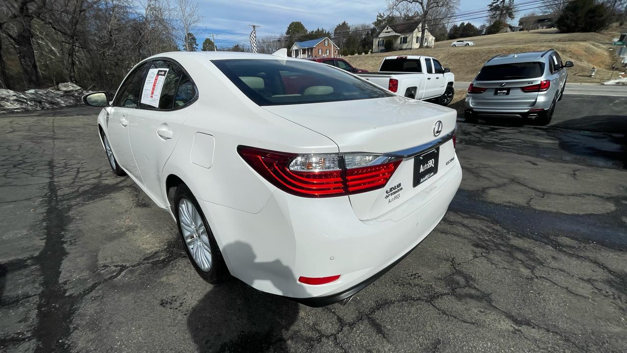 Lexus ES 350 Sedan 2015