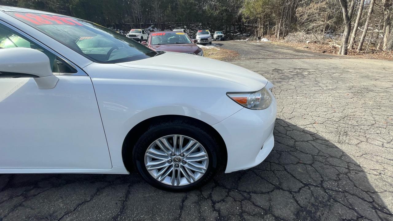 Lexus ES 350 Sedan 2015