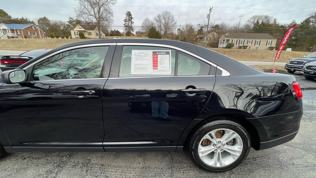 Ford Taurus SE FWD 2017