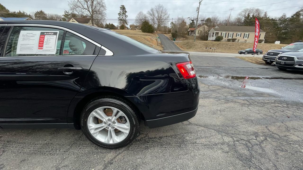Ford Taurus SE FWD 2017