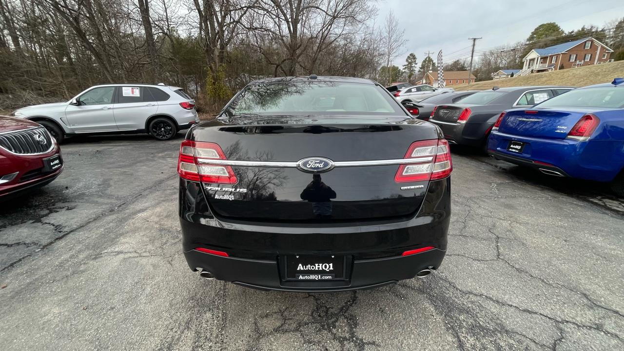 Ford Taurus SE FWD 2017