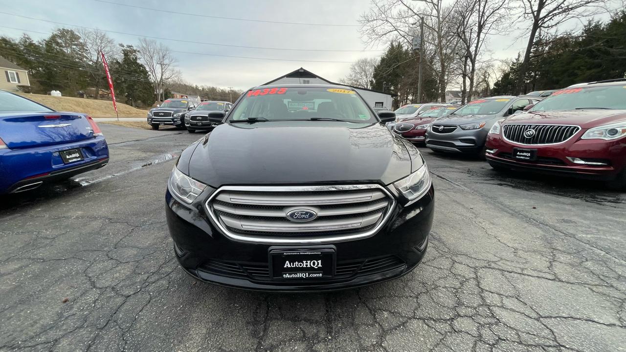 Ford Taurus SE FWD 2017