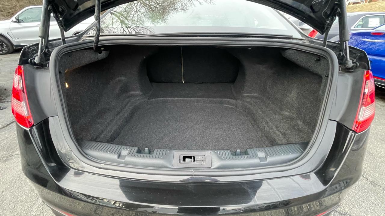 Ford Taurus SE FWD 2017