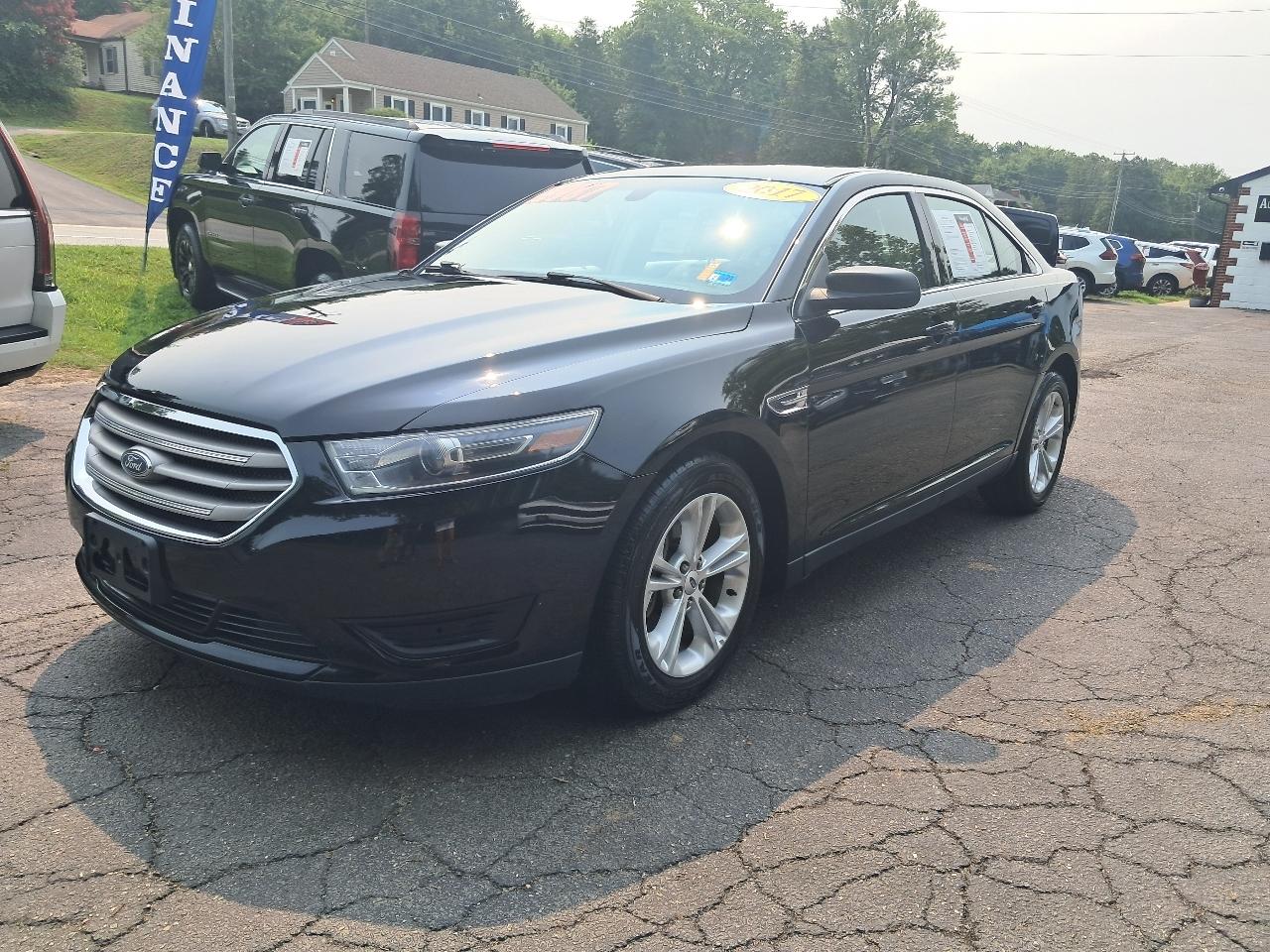 Ford Taurus SE FWD 2017