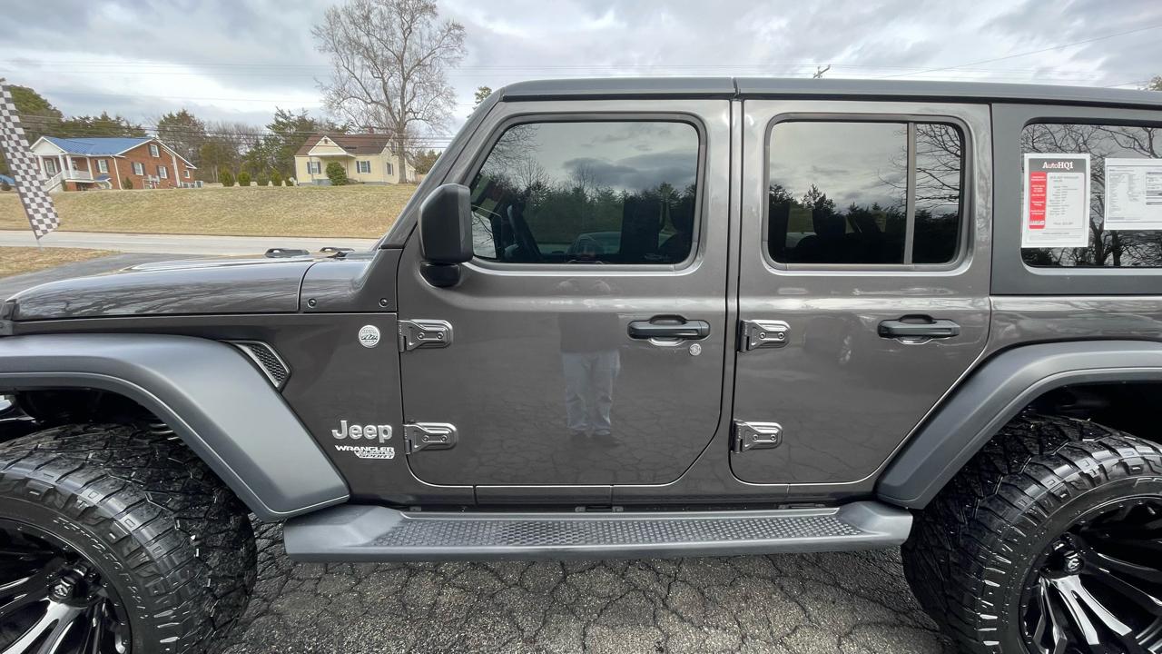 Jeep Wrangler Unlimited Sport 2018