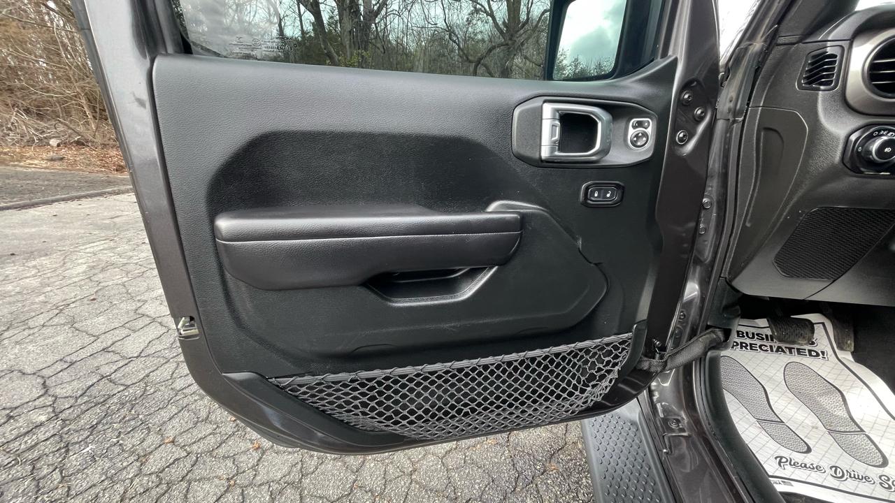 Jeep Wrangler Unlimited Sport 2018