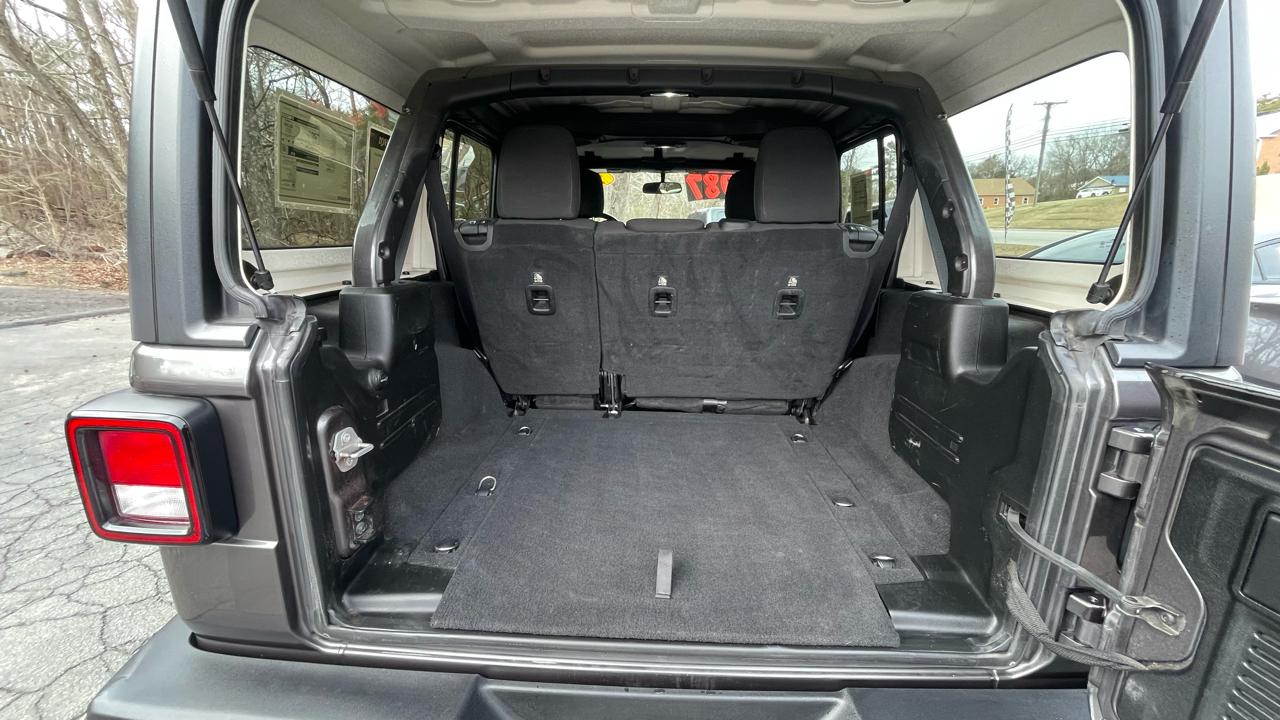 Jeep Wrangler Unlimited Sport 2018