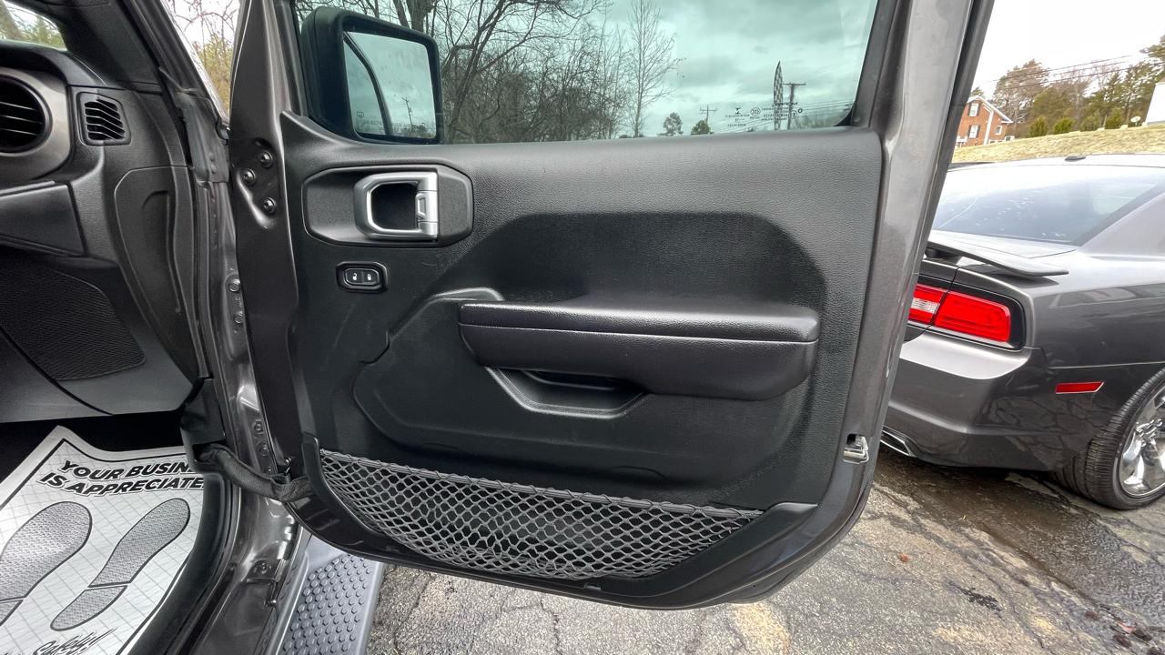 Jeep Wrangler Unlimited Sport 2018