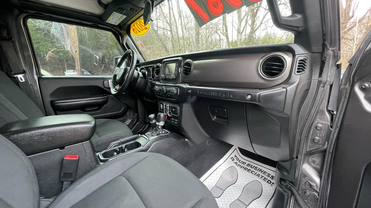 Jeep Wrangler Unlimited Sport 2018