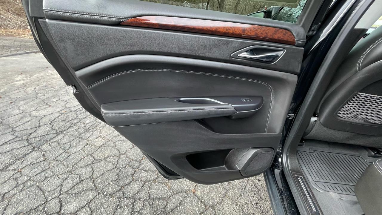 Cadillac SRX Luxury Collection FWD 2016