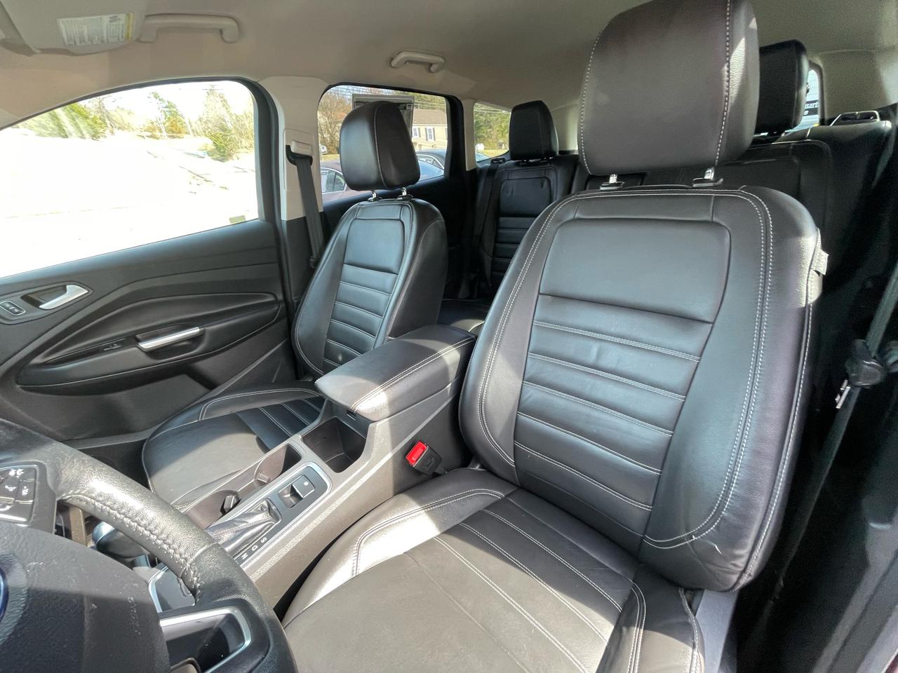 Ford Escape Titanium FWD 2017