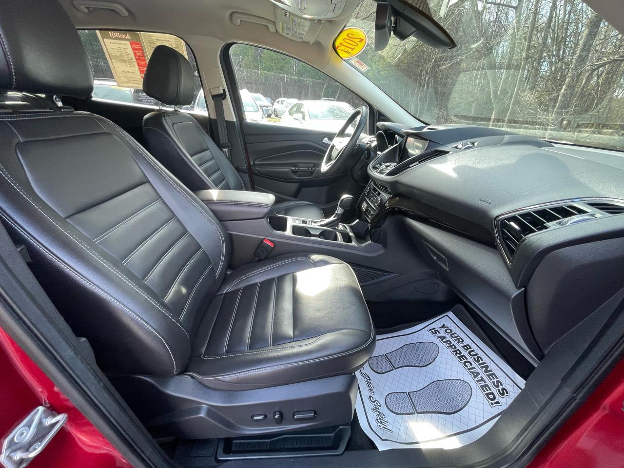 Ford Escape Titanium FWD 2017