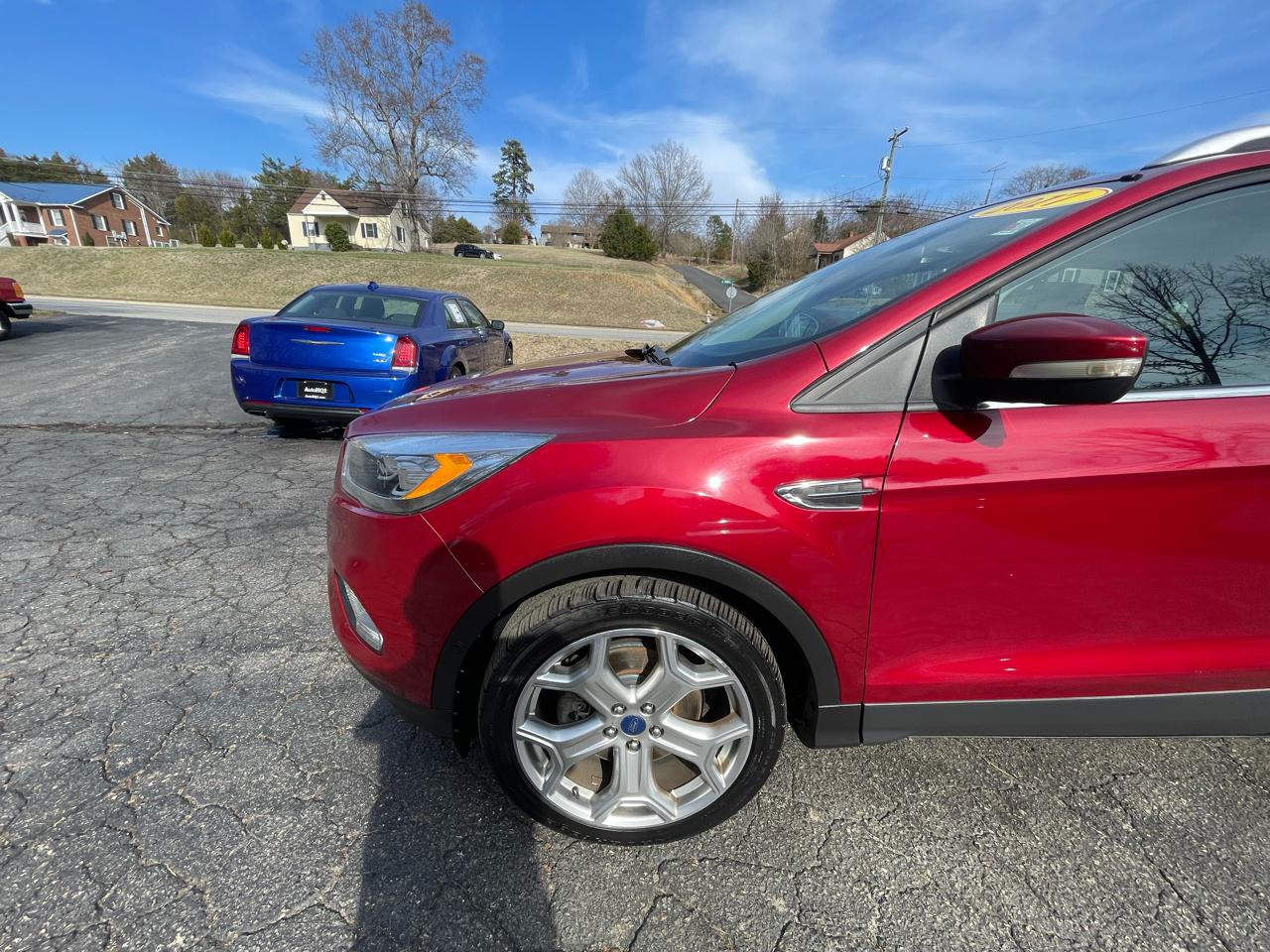 Ford Escape Titanium 4WD 2017