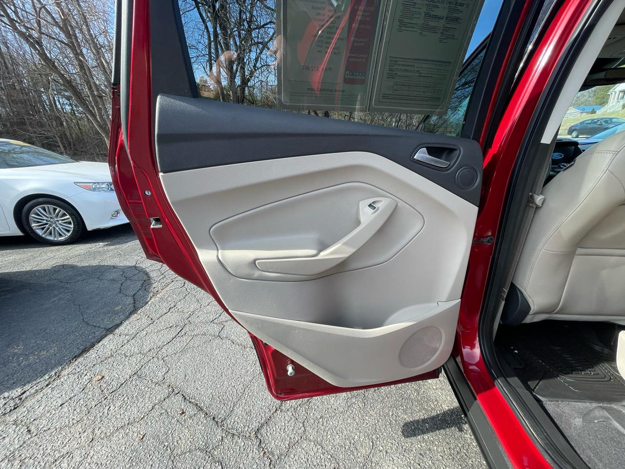 Ford Escape Titanium 4WD 2017