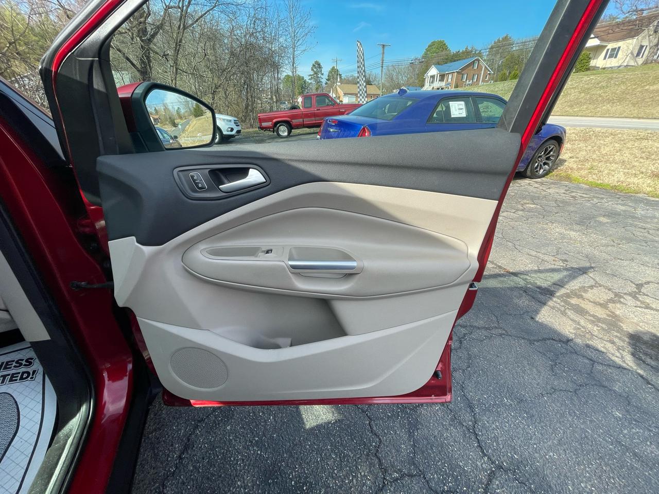 Ford Escape Titanium 4WD 2017