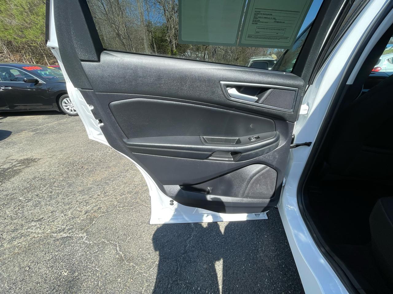 Ford Edge SE FWD 2020