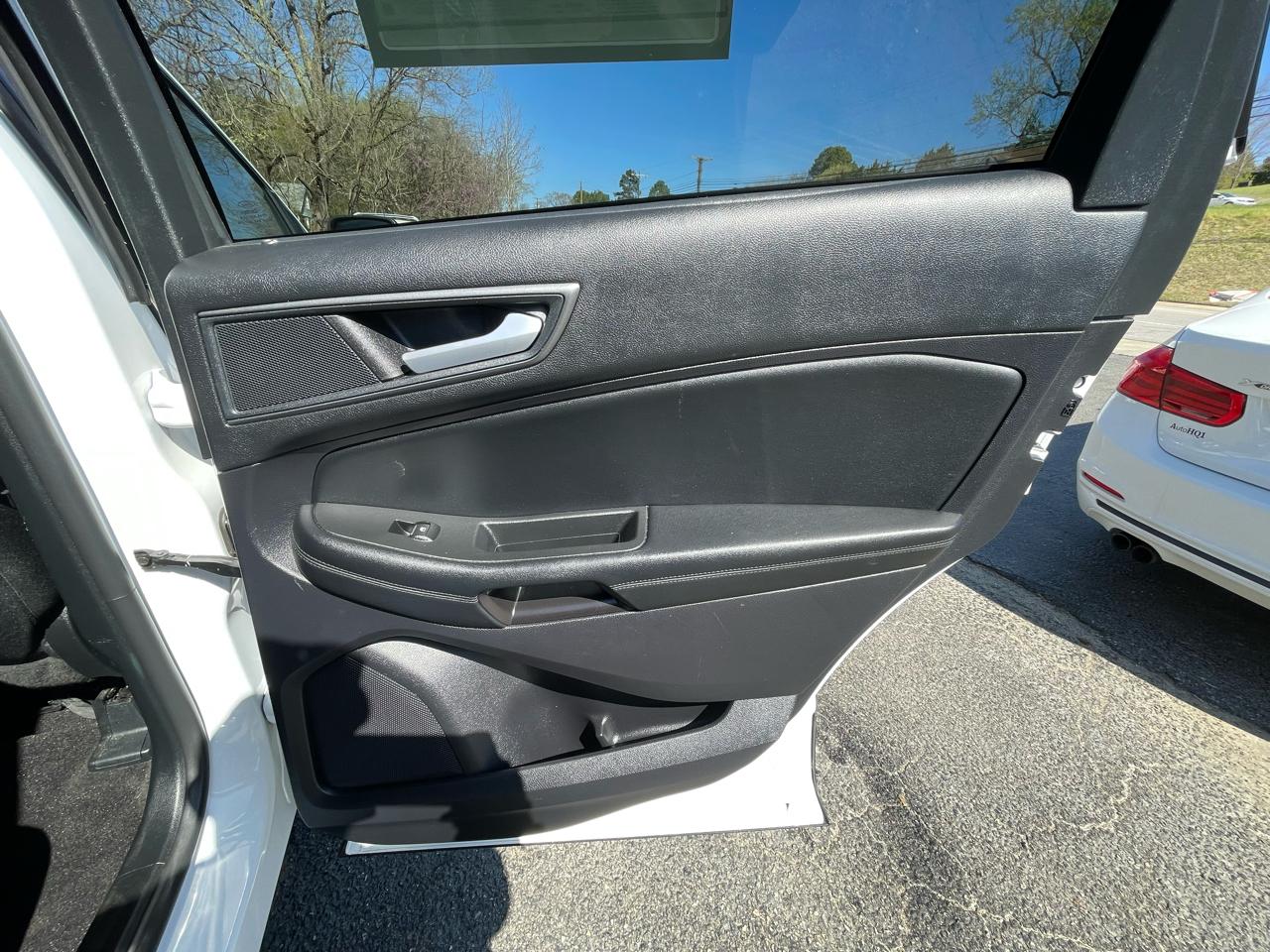 Ford Edge SE FWD 2020