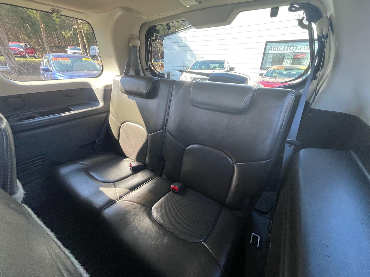 Nissan Pathfinder Silver Edition 4WD 2011