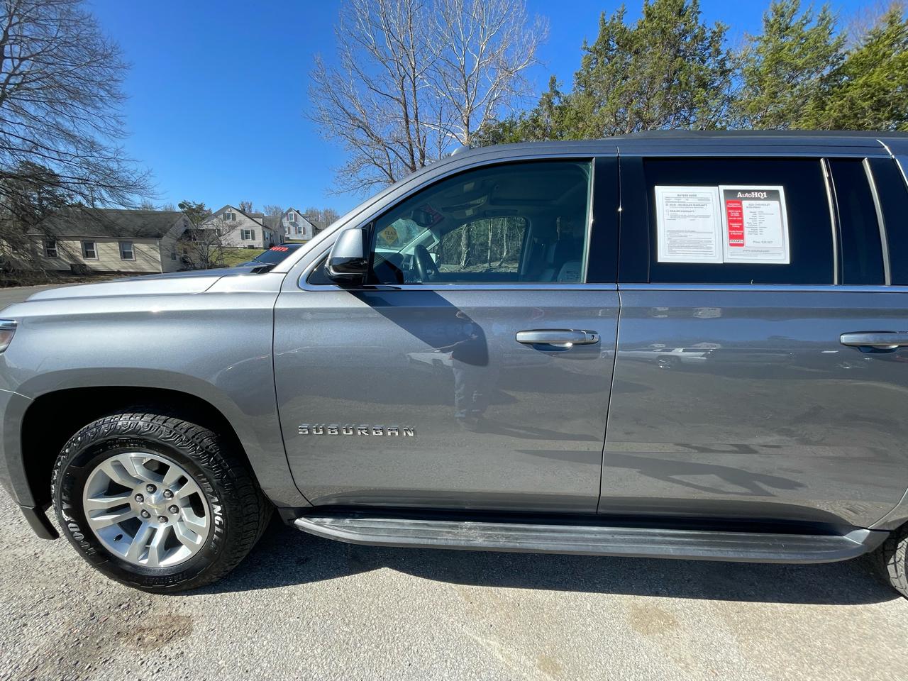 Chevrolet Suburban LT 4WD 2020