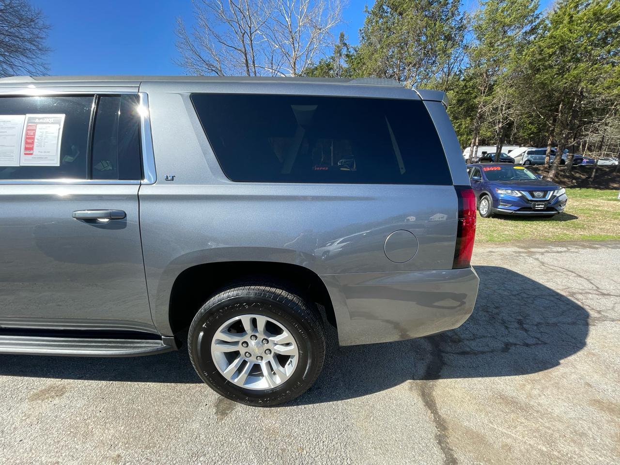 Chevrolet Suburban LT 4WD 2020