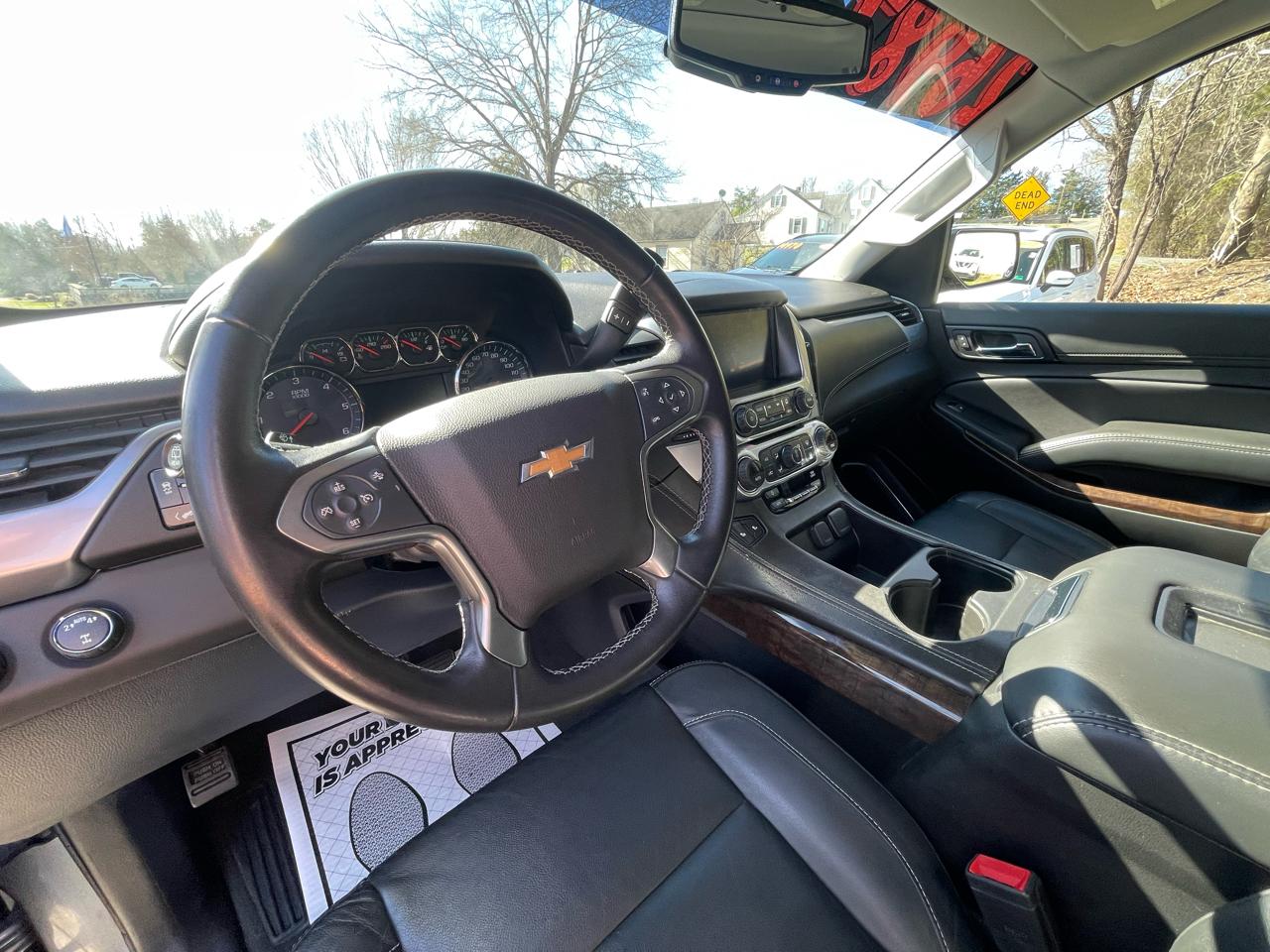 Chevrolet Suburban LT 4WD 2020