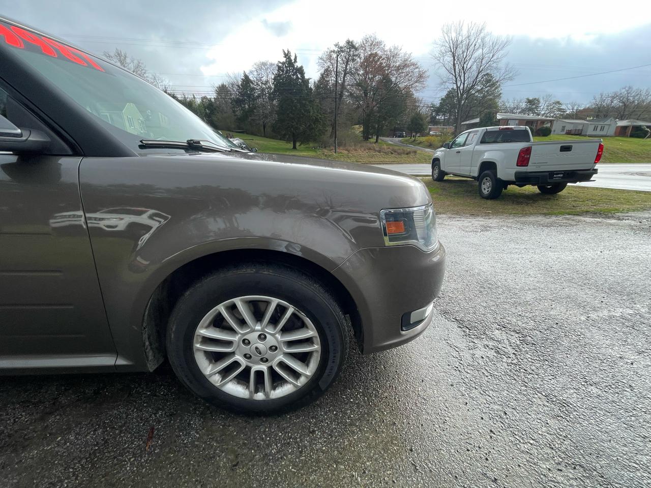 Ford Flex SEL FWD 2019