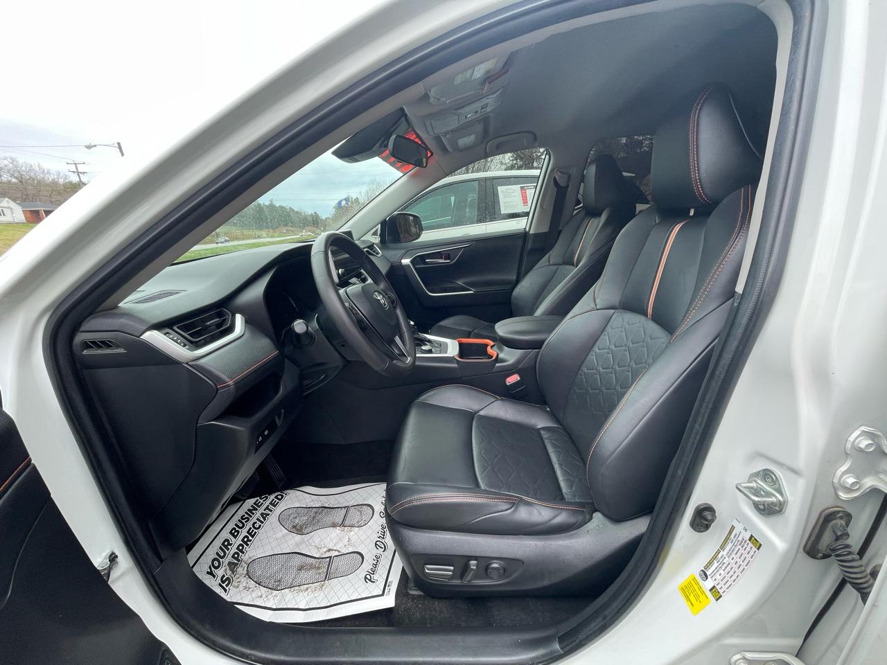 Toyota RAV4 Adventure AWD 2023