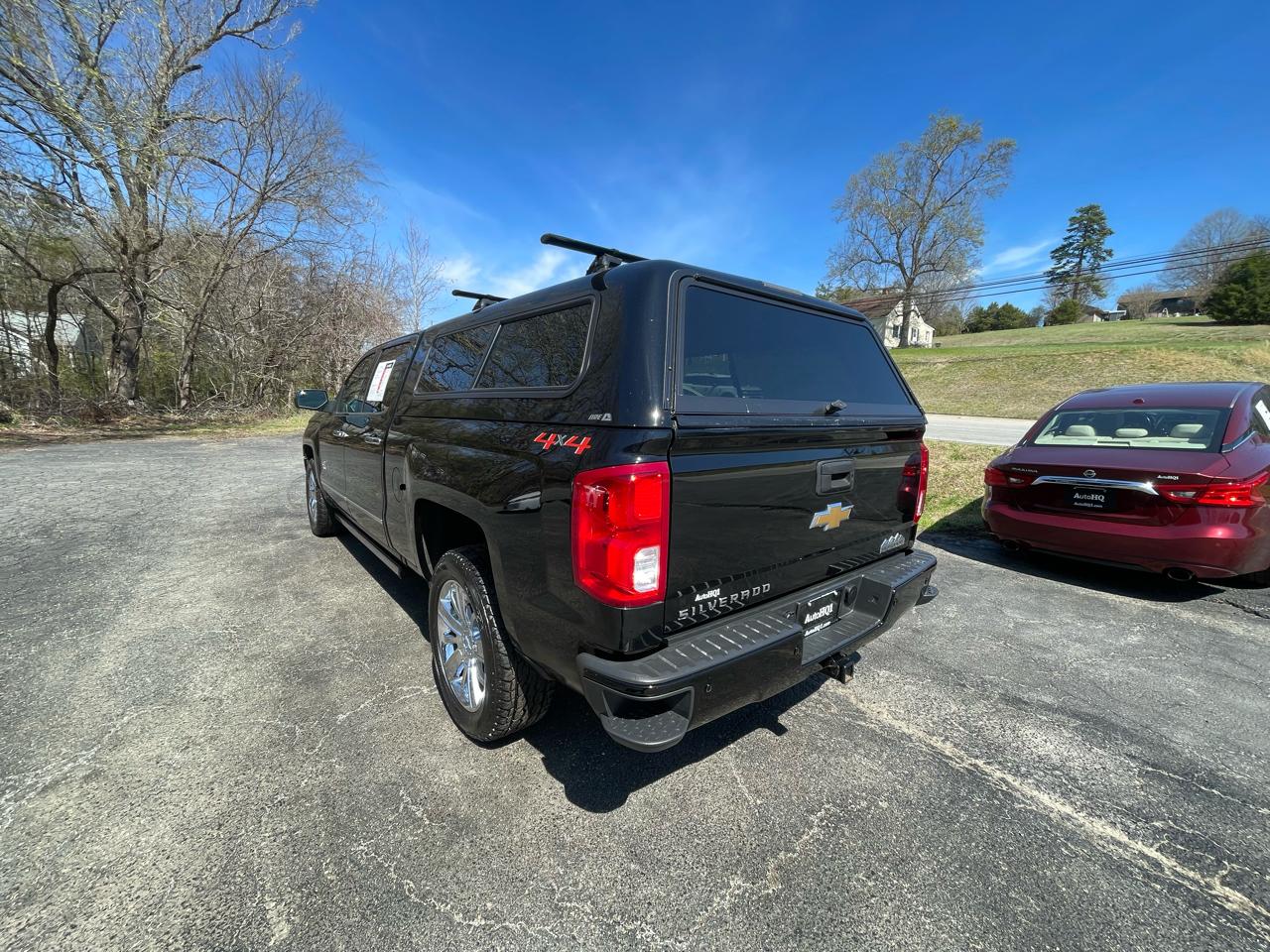 Chevrolet Silverado 1500 High Country Crew Cab Long Box 4WD 2018