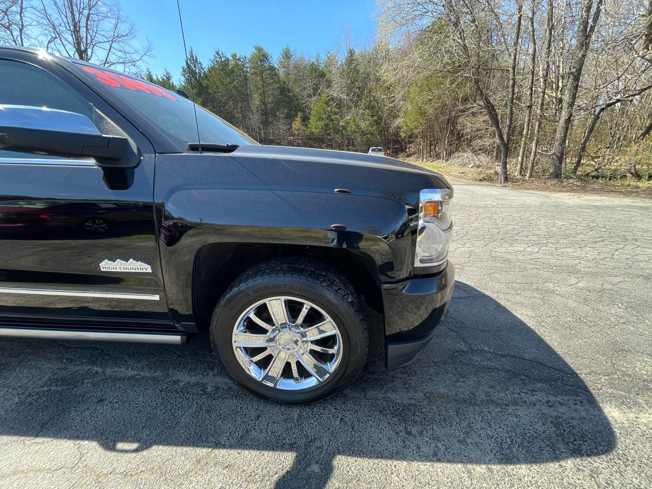 Chevrolet Silverado 1500 High Country Crew Cab Long Box 4WD 2018