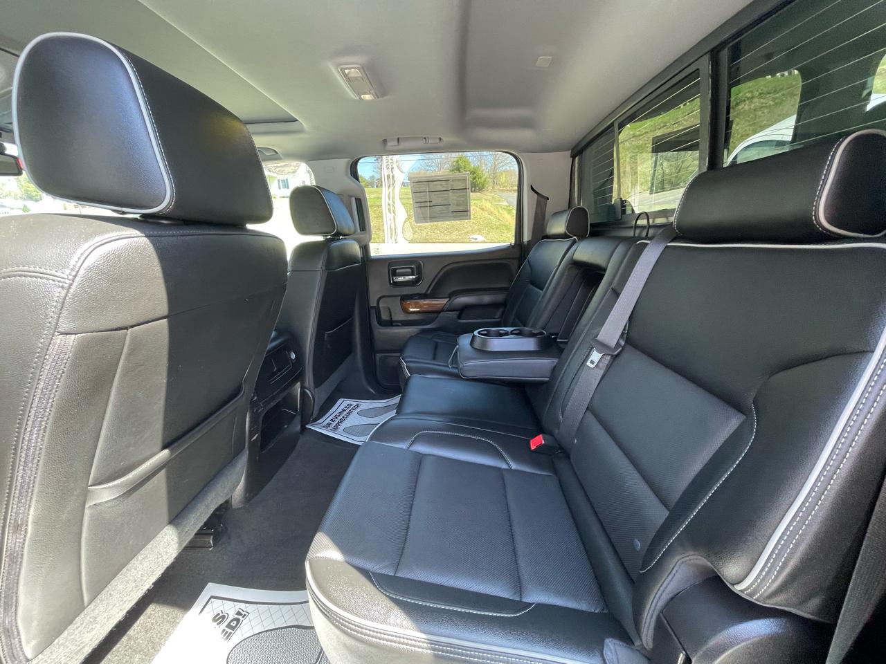 Chevrolet Silverado 1500 High Country Crew Cab Long Box 4WD 2018