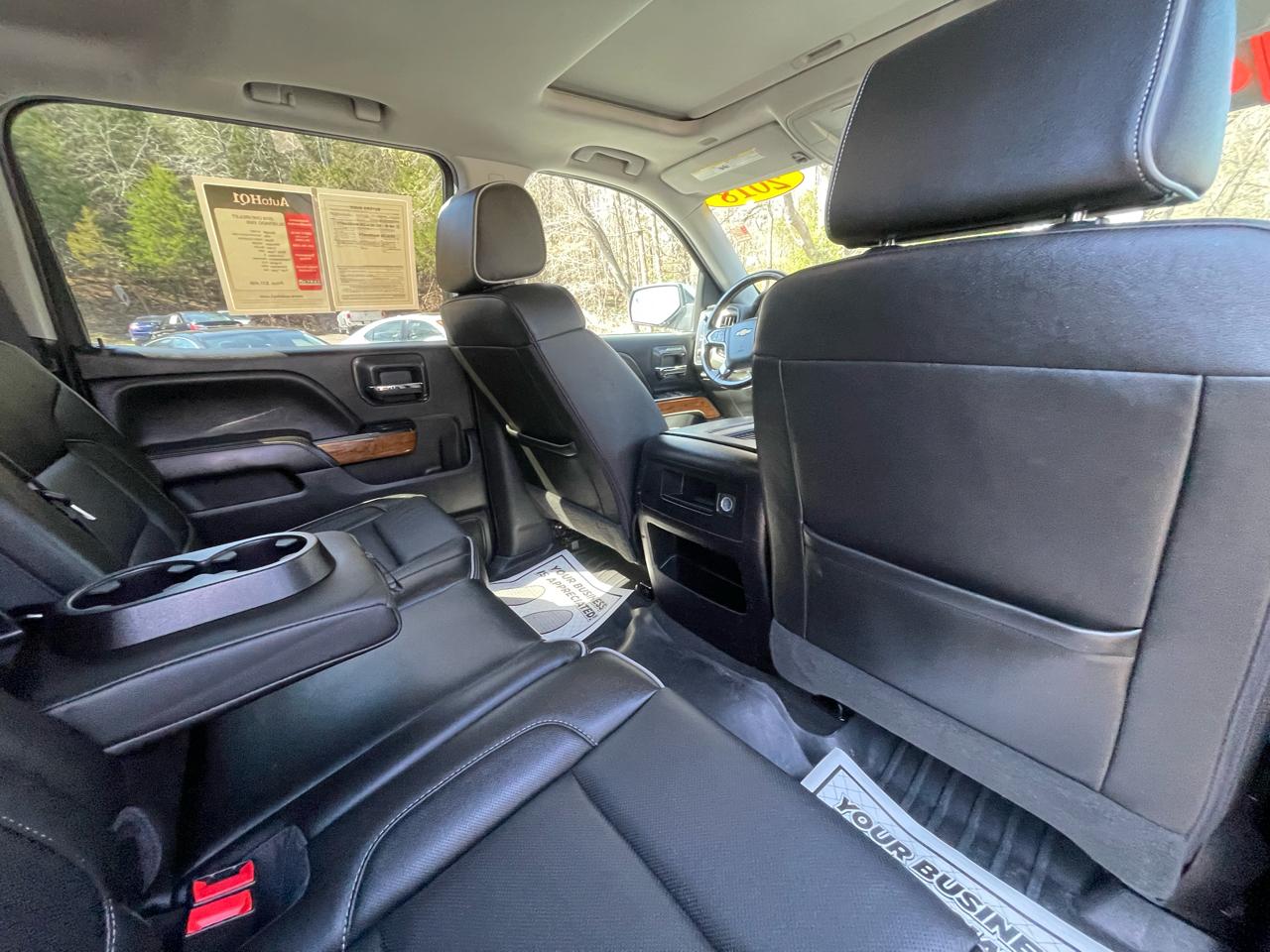 Chevrolet Silverado 1500 High Country Crew Cab Long Box 4WD 2018