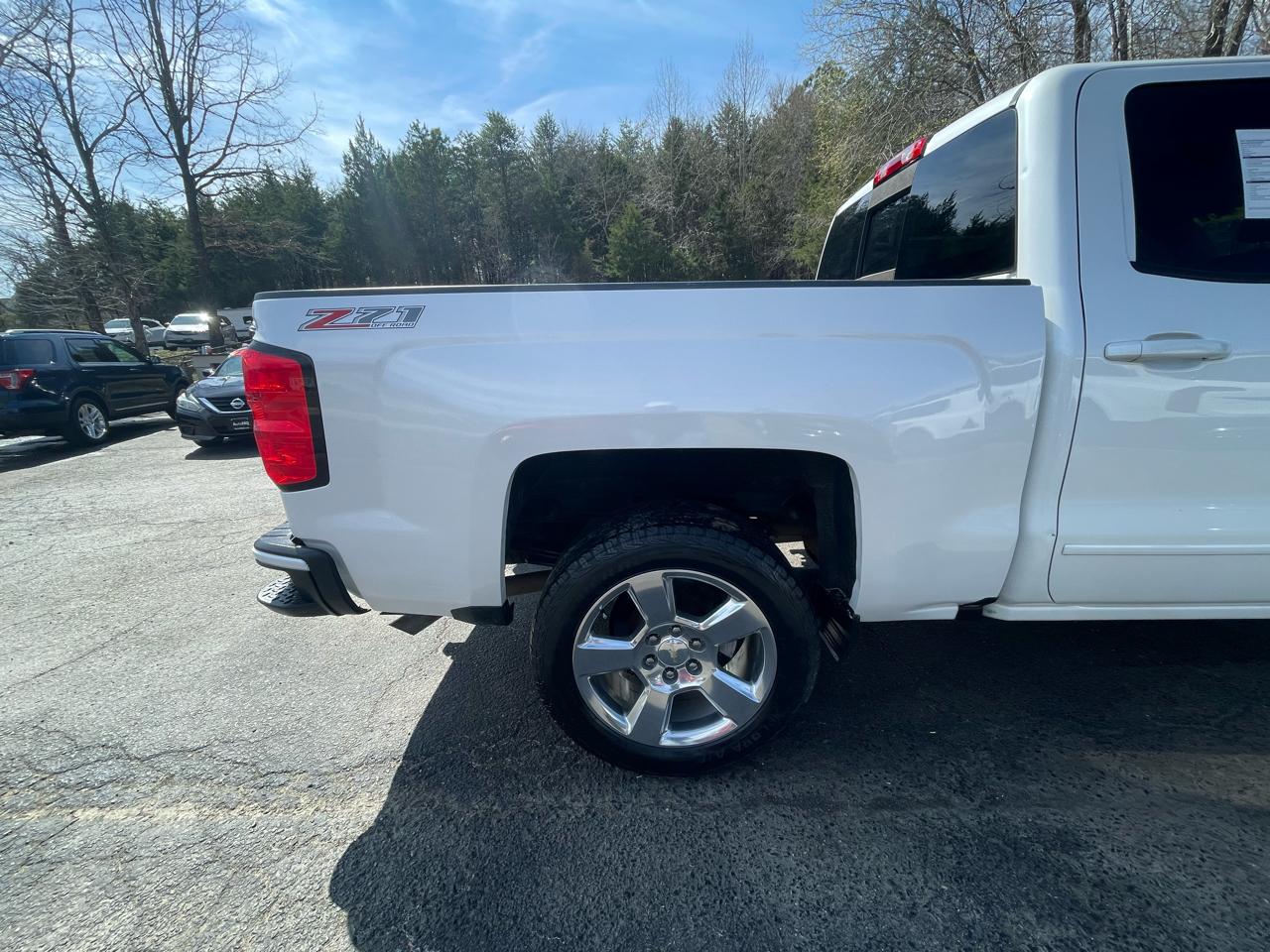 Chevrolet Silverado 1500 LT Crew Cab 4WD 2017