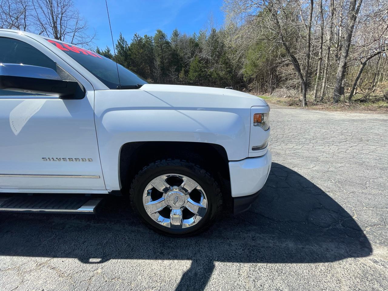 Chevrolet Silverado 1500 LTZ Crew Cab 4WD 2016