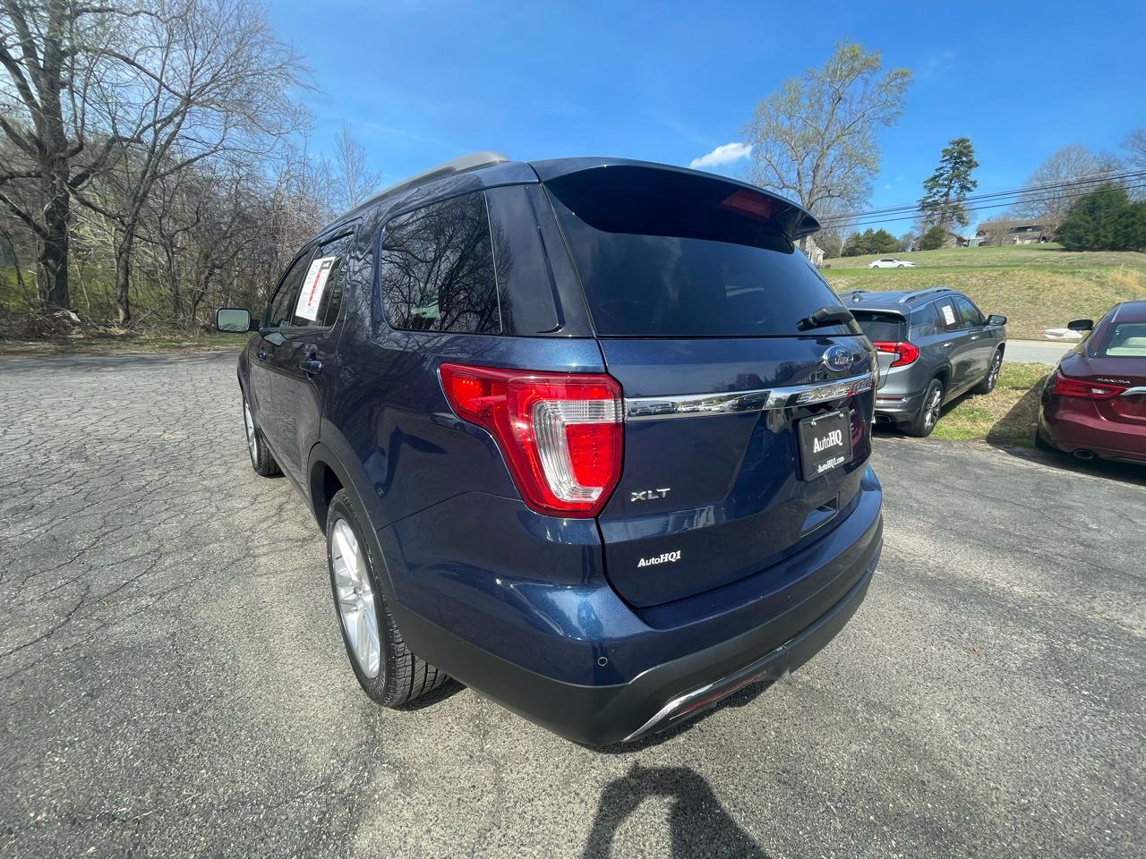 Ford Explorer XLT 4WD 2017