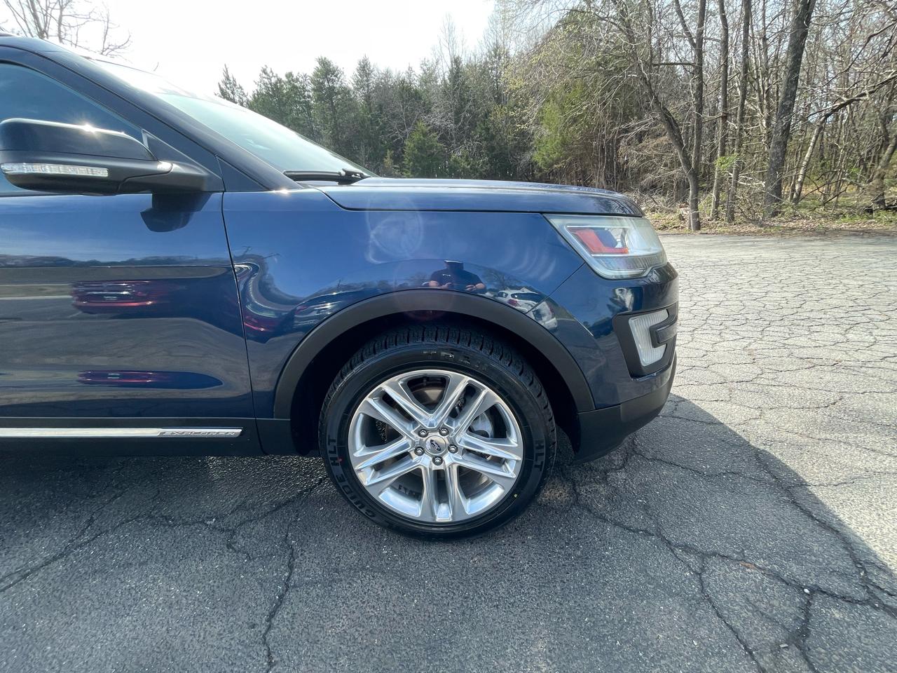 Ford Explorer XLT 4WD 2017