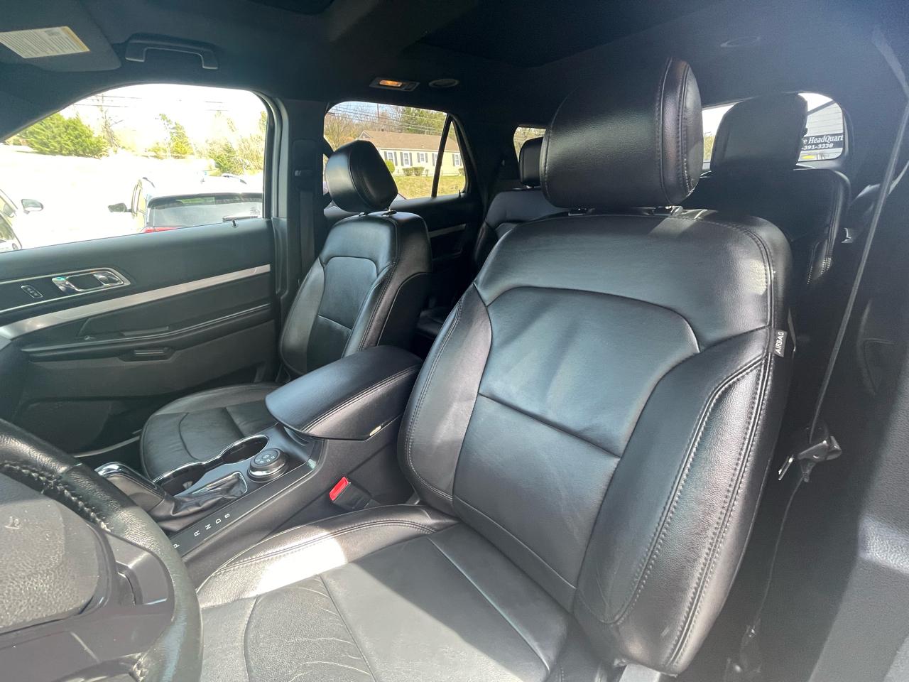 Ford Explorer XLT 4WD 2017