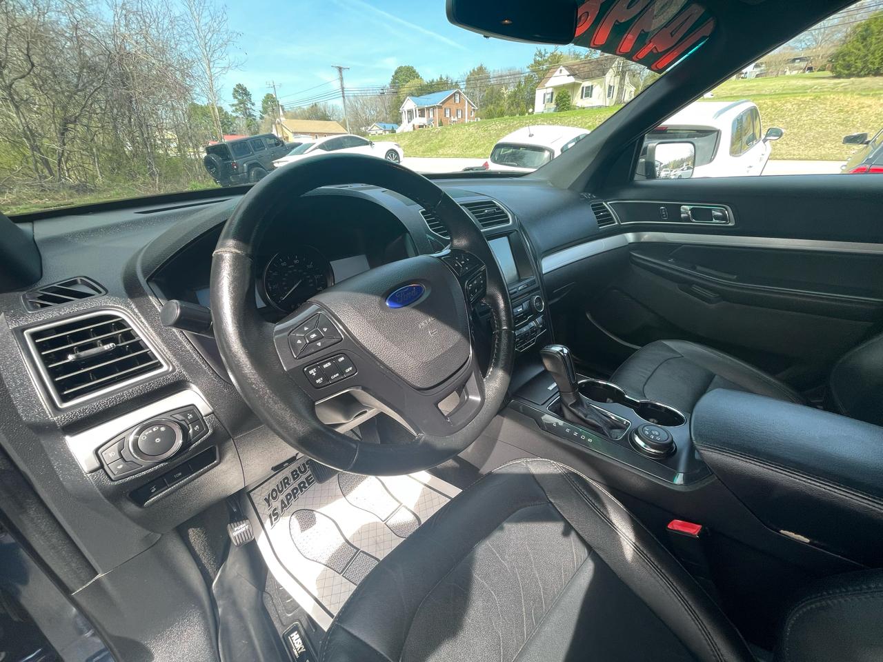 Ford Explorer XLT 4WD 2017