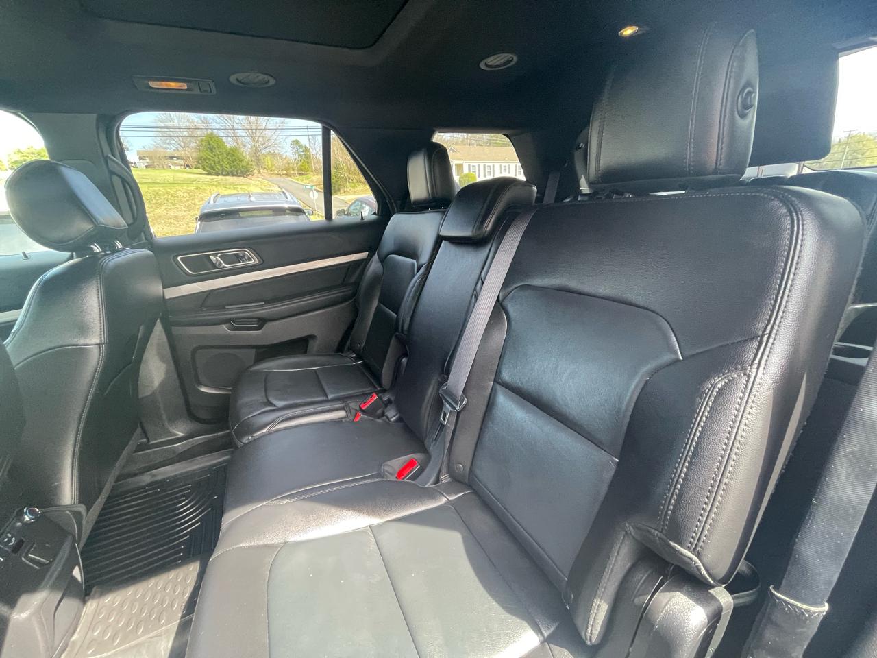 Ford Explorer XLT 4WD 2017