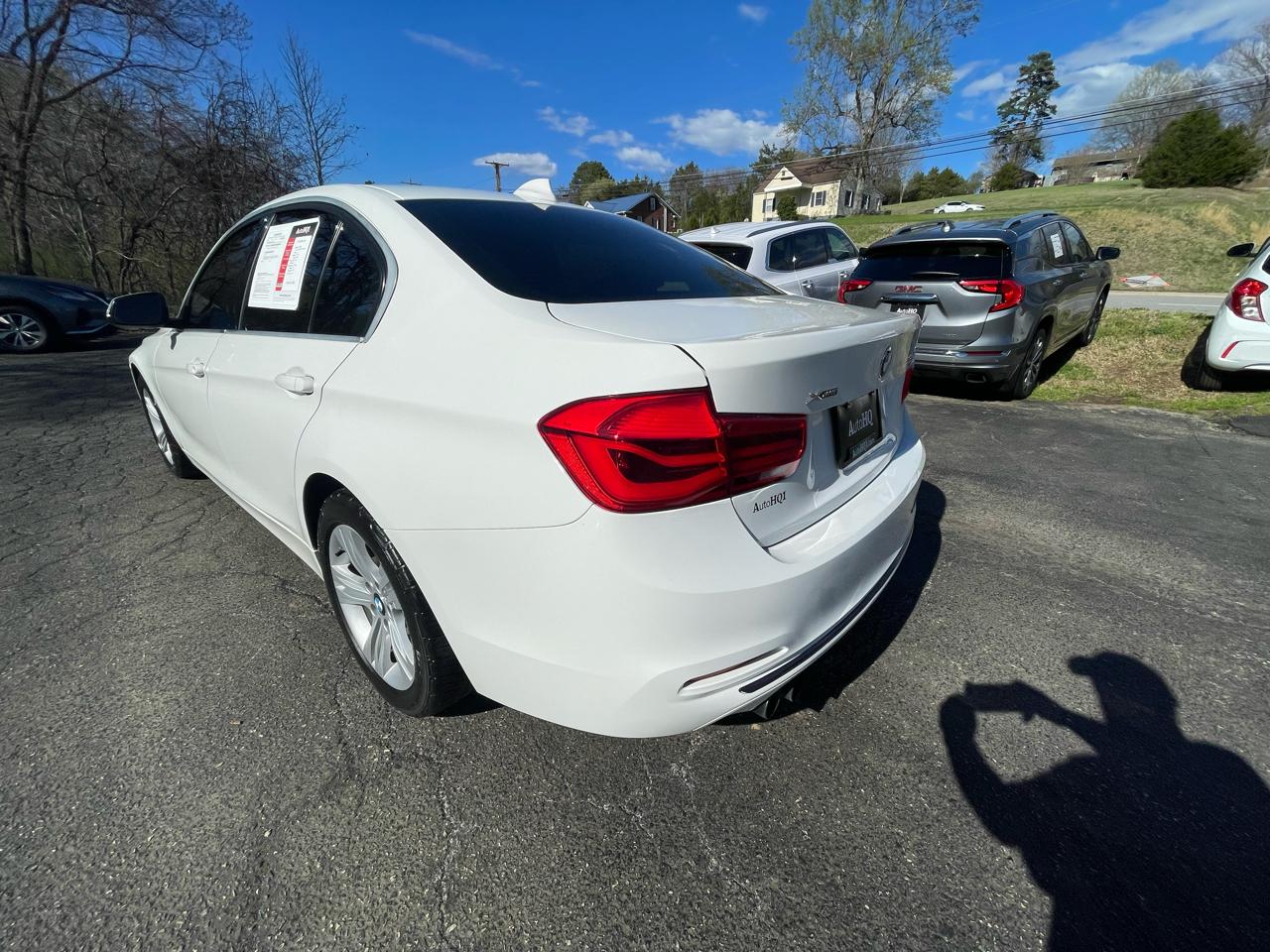 BMW 3-Series 330i xDrive SULEV Sedan 2018