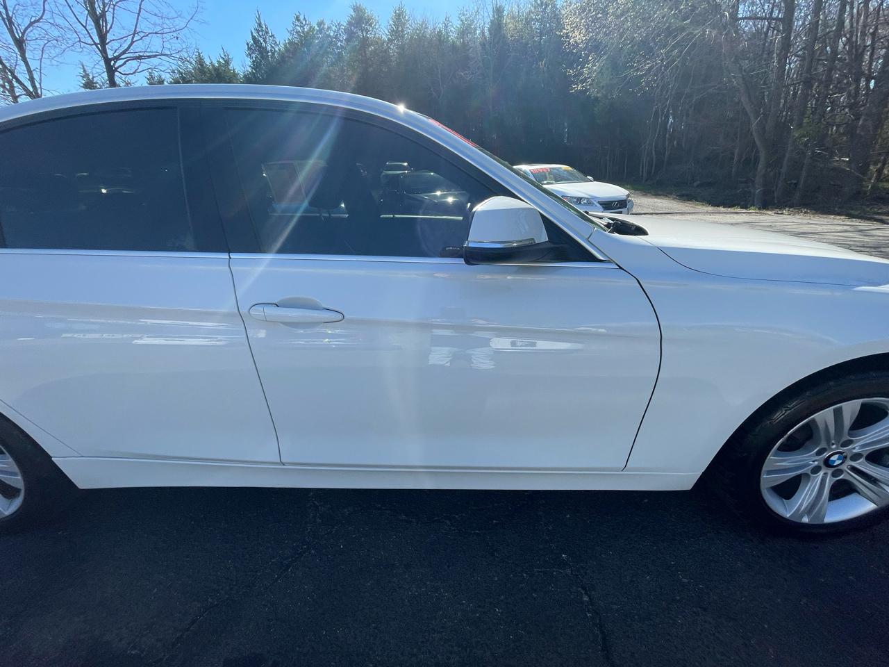 BMW 3-Series 330i xDrive SULEV Sedan 2018