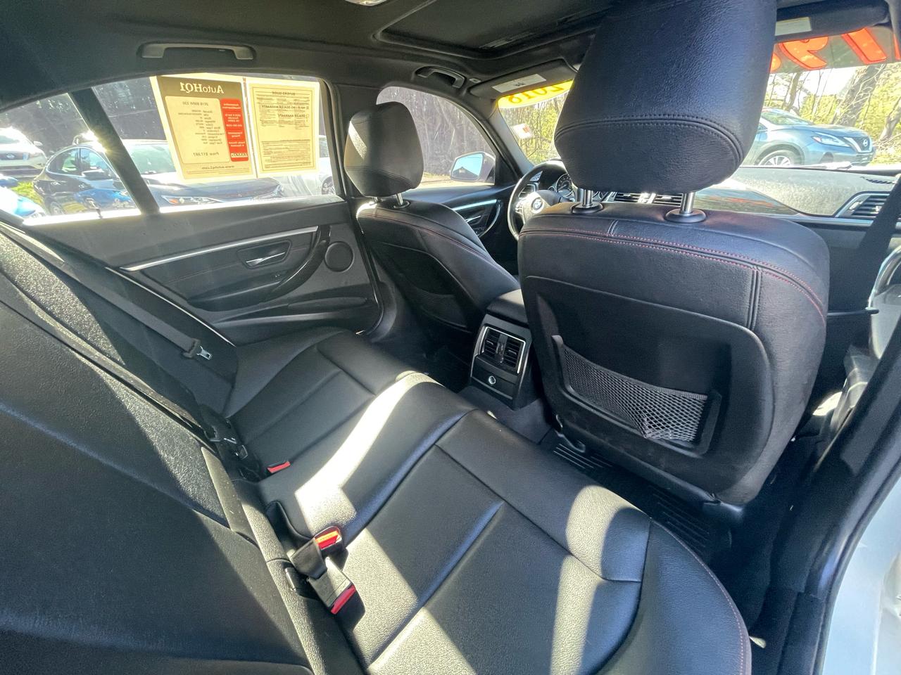 BMW 3-Series 330i xDrive SULEV Sedan 2018