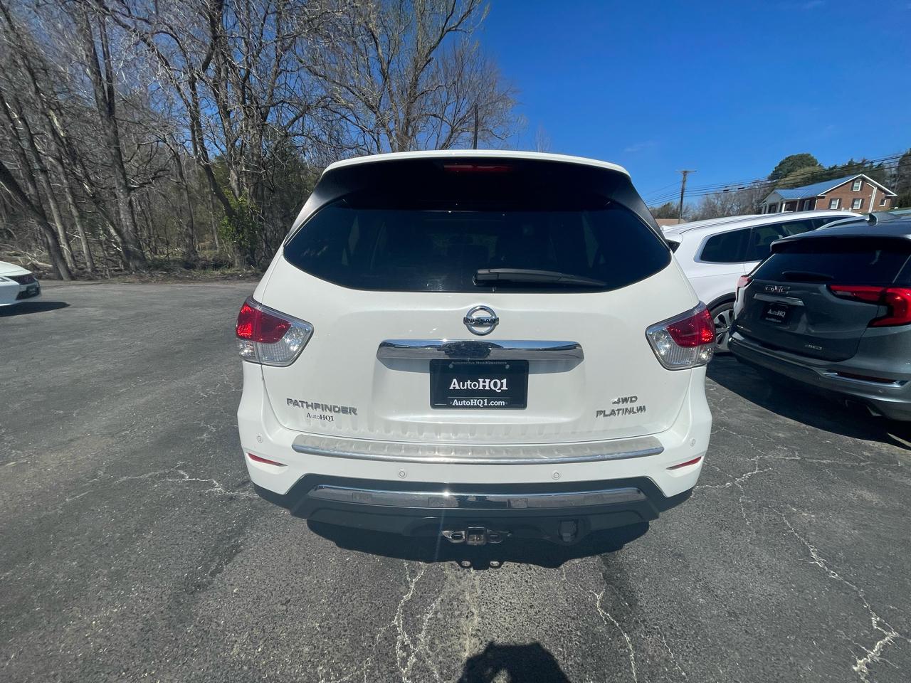 Nissan Pathfinder Platinum 4WD 2016