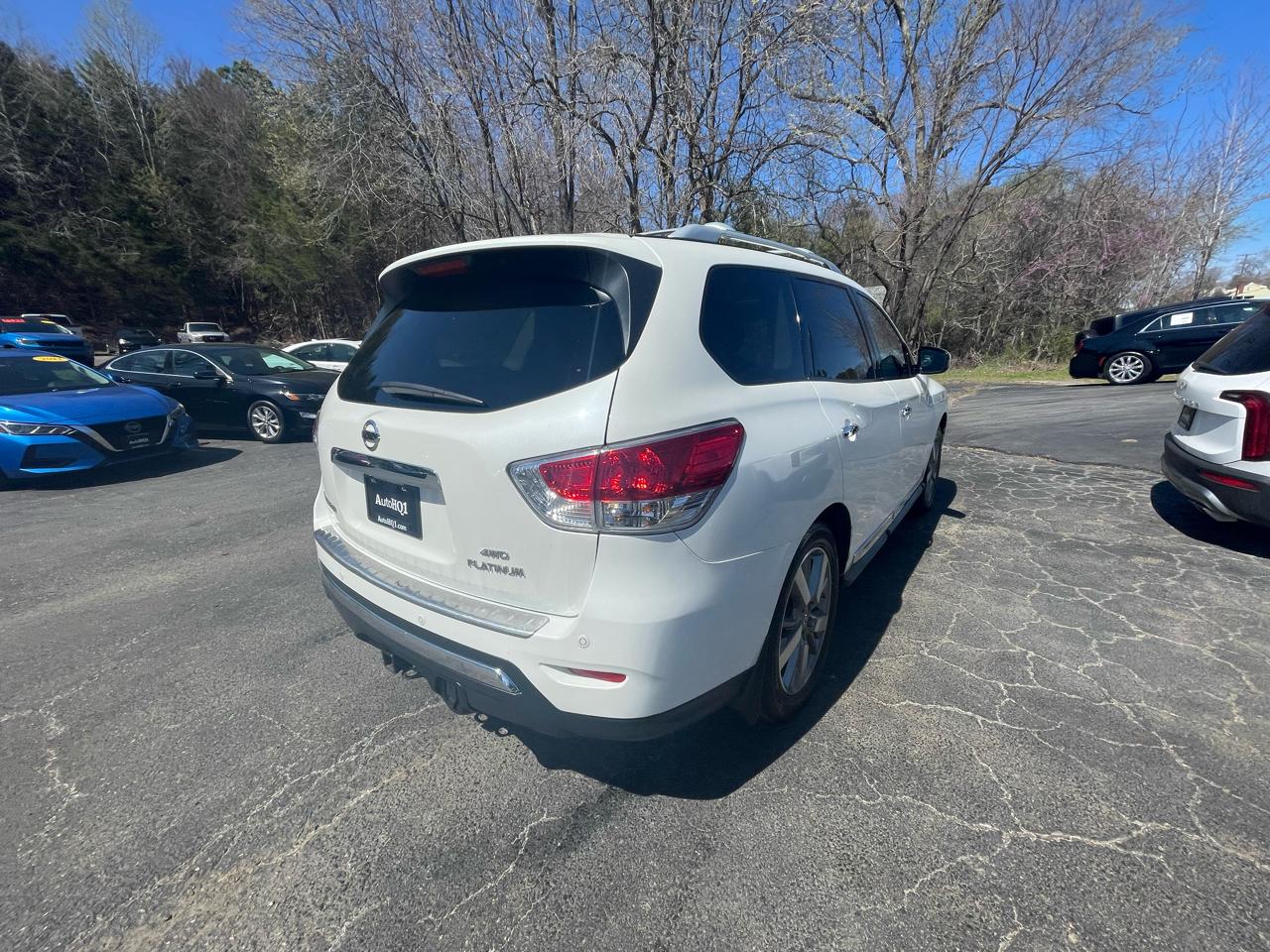 Nissan Pathfinder Platinum 4WD 2016