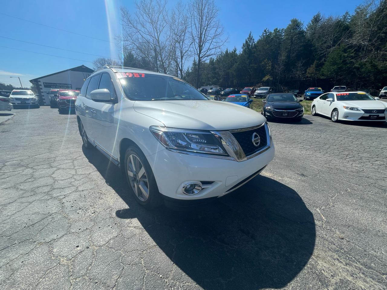 Nissan Pathfinder Platinum 4WD 2016