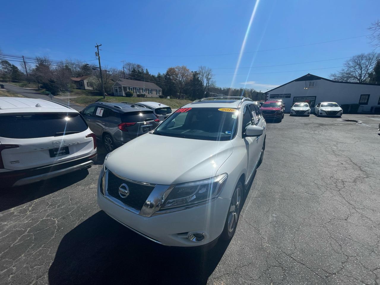 Nissan Pathfinder Platinum 4WD 2016