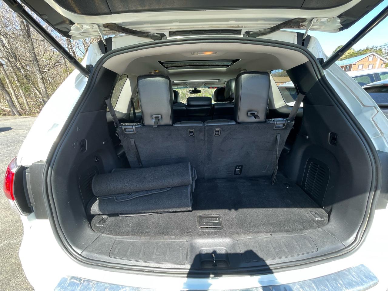 Nissan Pathfinder Platinum 4WD 2016